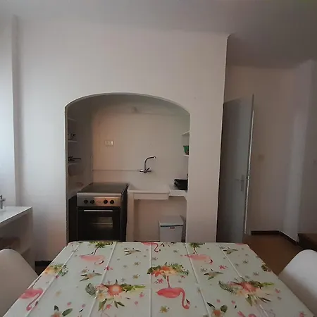 Roqueta El Port De La Selva